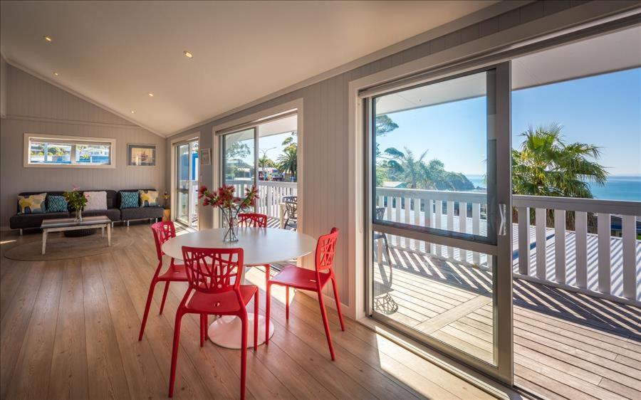 The Waiheke Pad - In The Heart Of Oneroa! Villa Luaran gambar